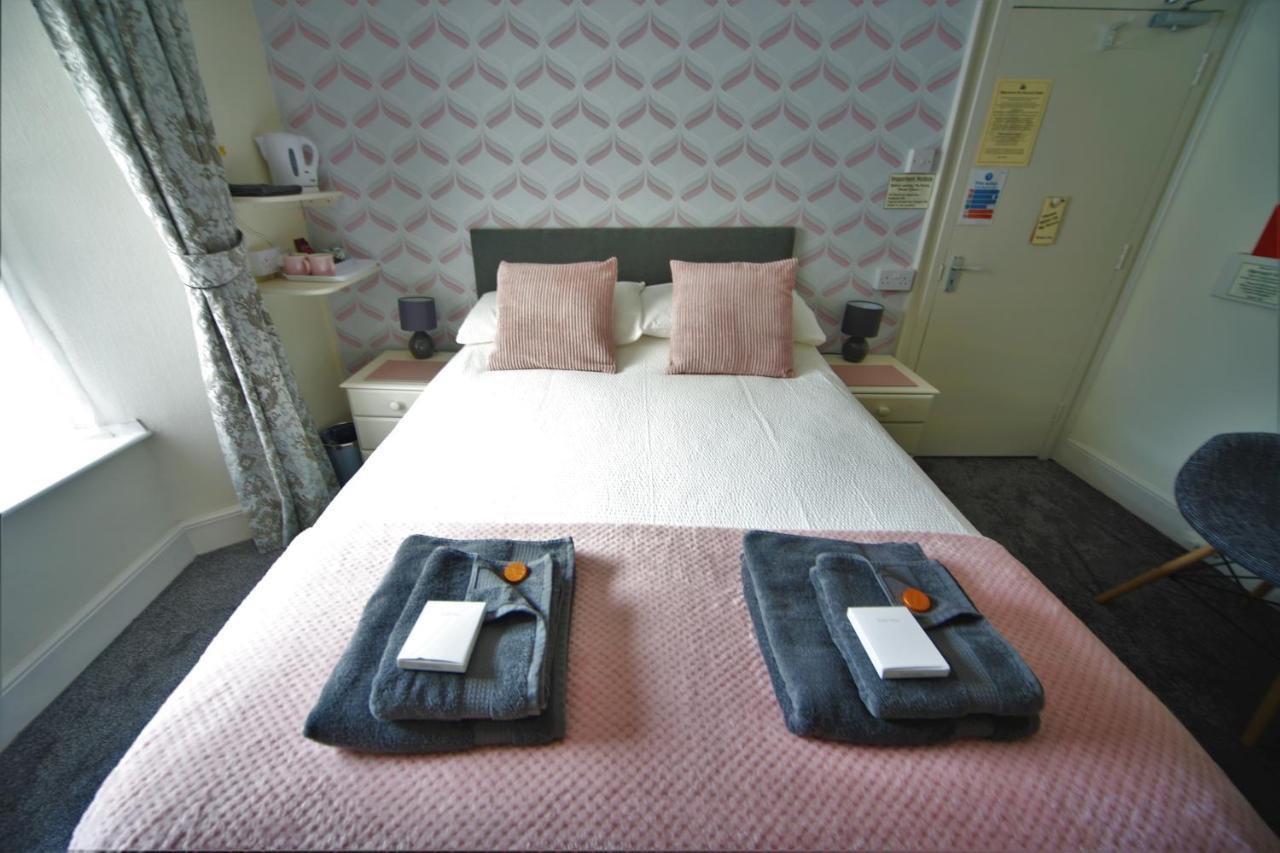 Harcourt Hotel Ильфракомб Экстерьер фото